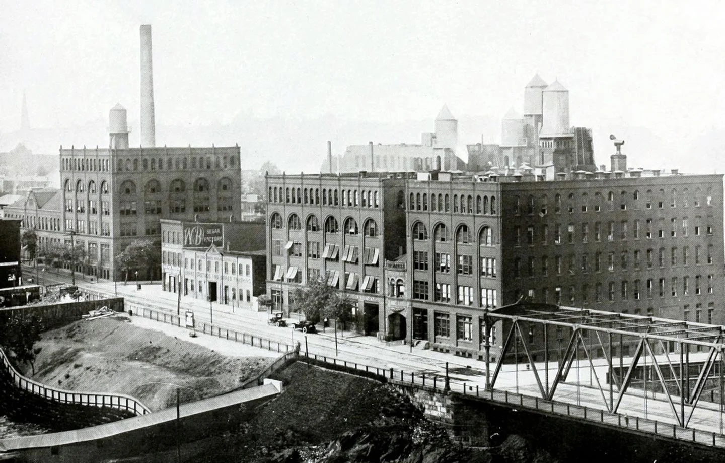 1898 - 1930s
Built in 1898 for Crown Cork & Seal, founded in 1892 by William Painter, inventor of the modern beer bottle cap. Painter’s “crown cork” technology revolutionized sealing methods.
