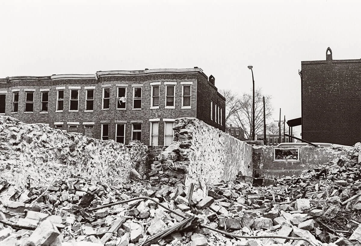 In the 1960s and ‘70s, the government made room for the highway by using eminent domain to take and demolish 971 homes and 62 businesses, displacing around
1,500 people.