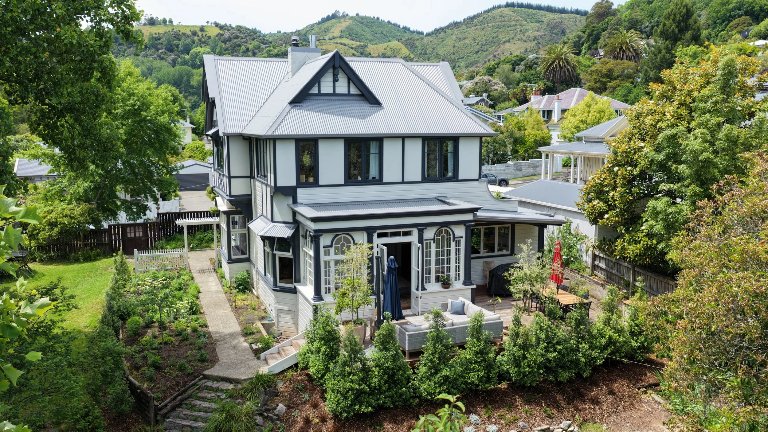 Steve Hussey--6 (Custom).jpg