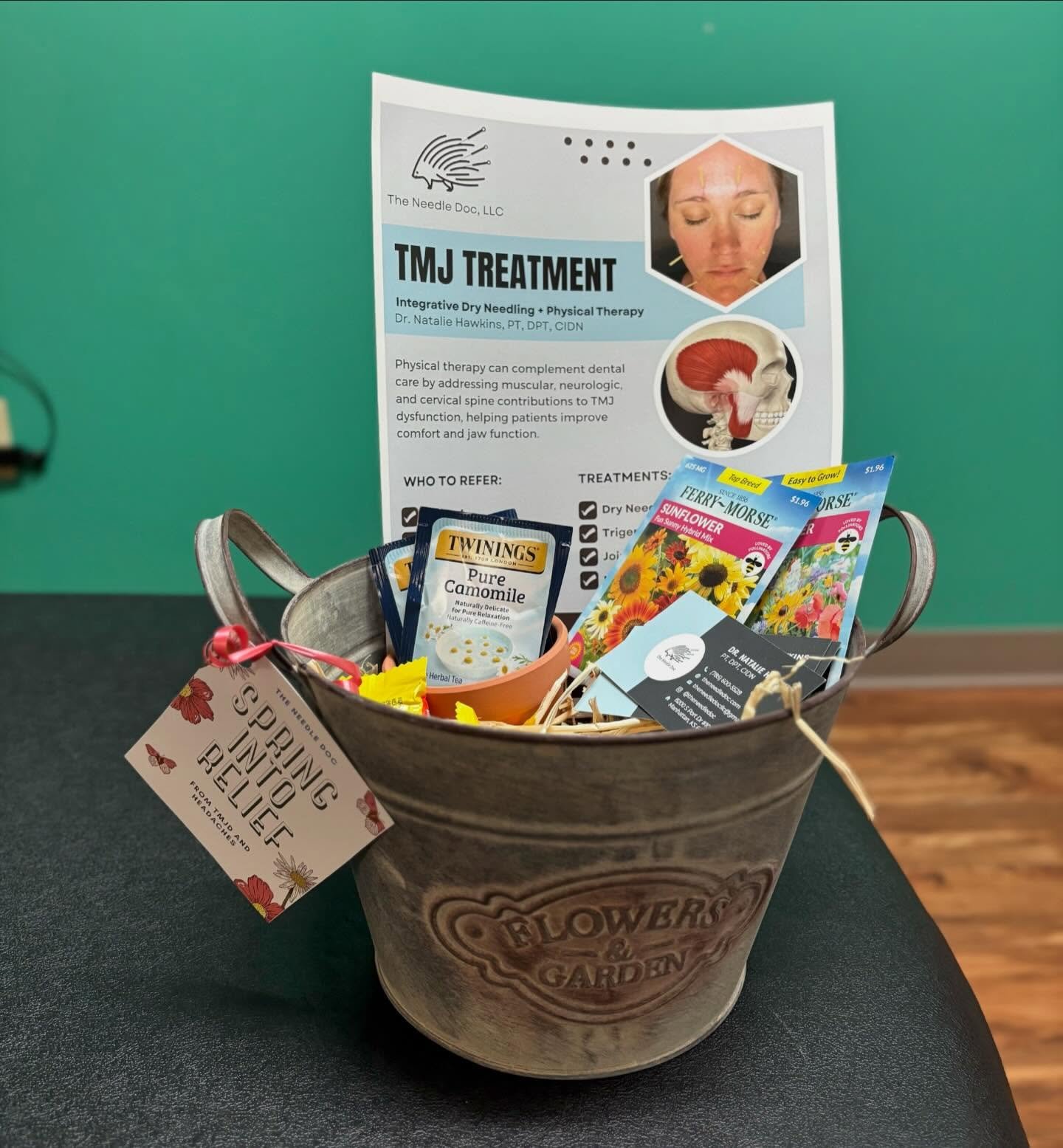 Headed out to connect with local dentists today about TMJ care 🤝🦷

Jaw pain isn&rsquo;t just a &ldquo;teeth&rdquo; problem&hellip; it&rsquo;s muscles, nerves, and movement working together (or not 😅)

Dry needling + physical therapy can help reduc