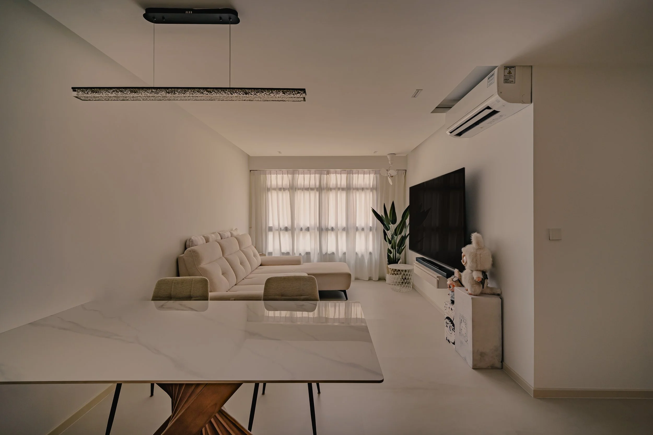 Hatch Design 227B Bartley Walk #04-151 - 5.jpg