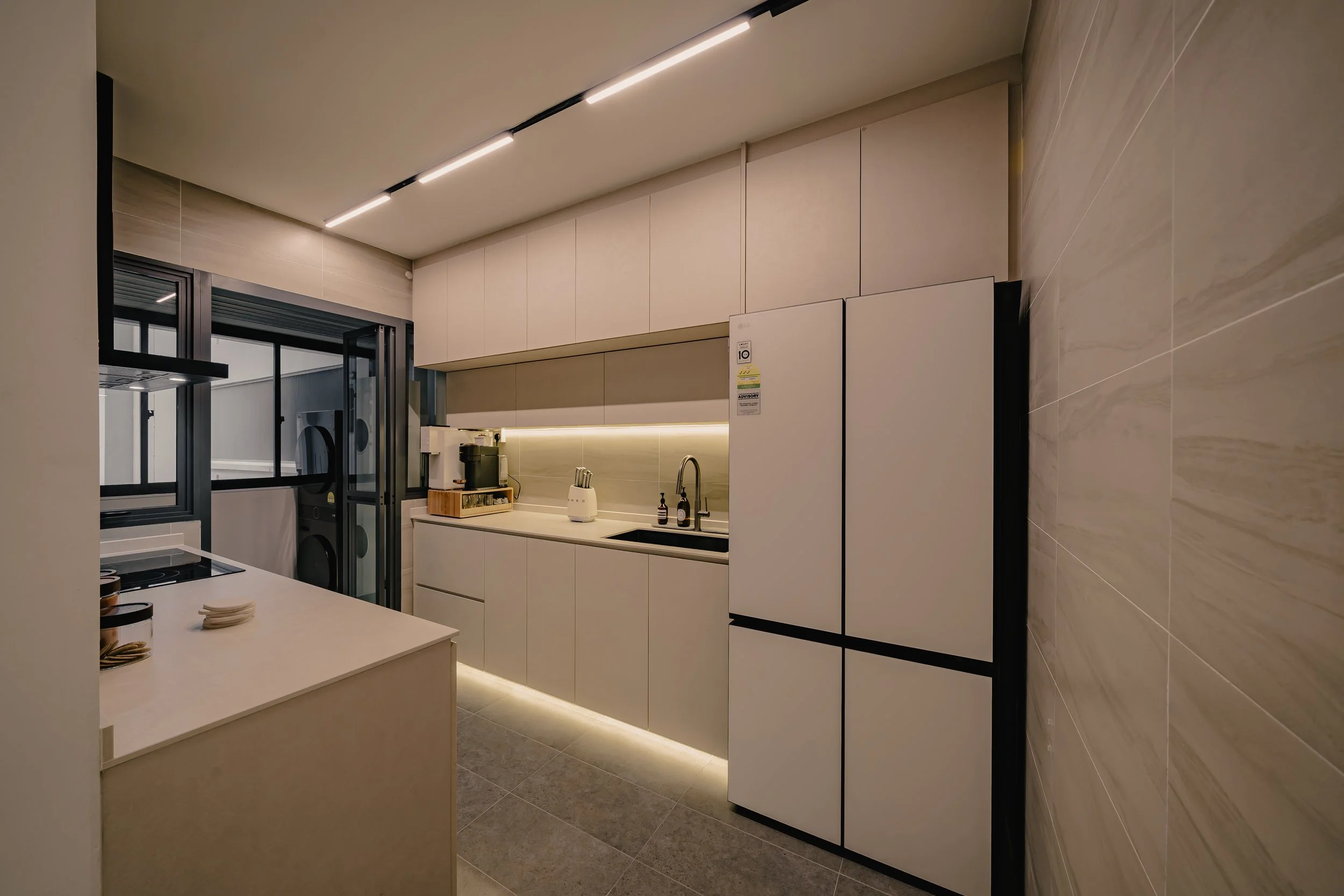 Hatch Design 227B Bartley Walk #04-151 - 13.jpg