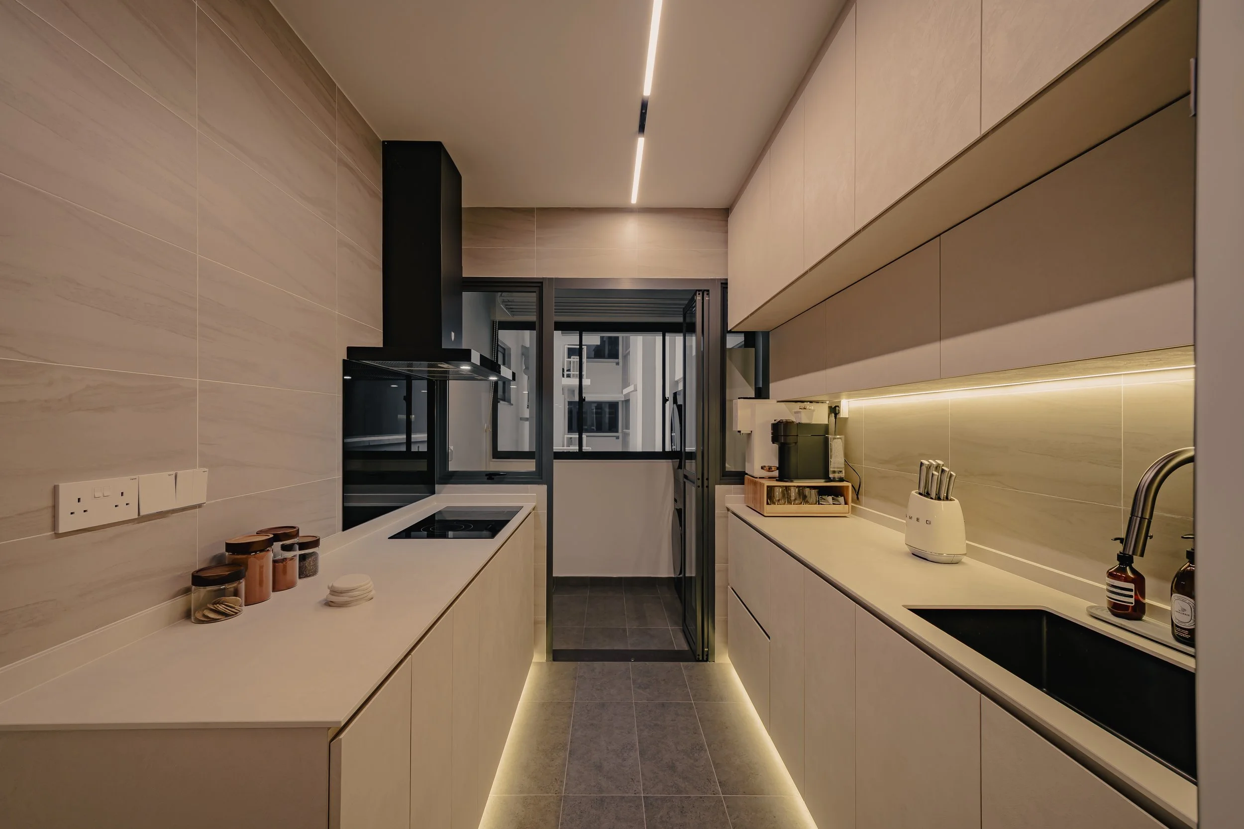 Hatch Design 227B Bartley Walk #04-151 - 14.jpg