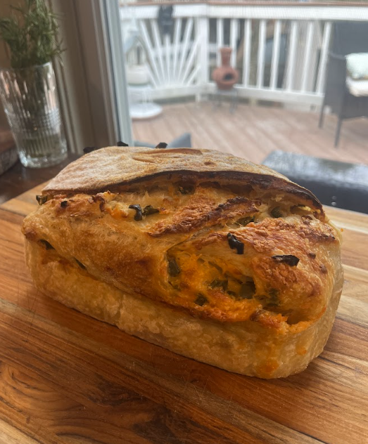 Jalapeno cheddar loaf image.png