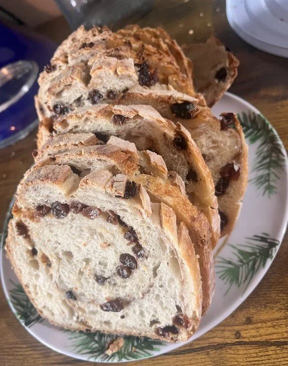 cinnamon raisin bread.jpg
