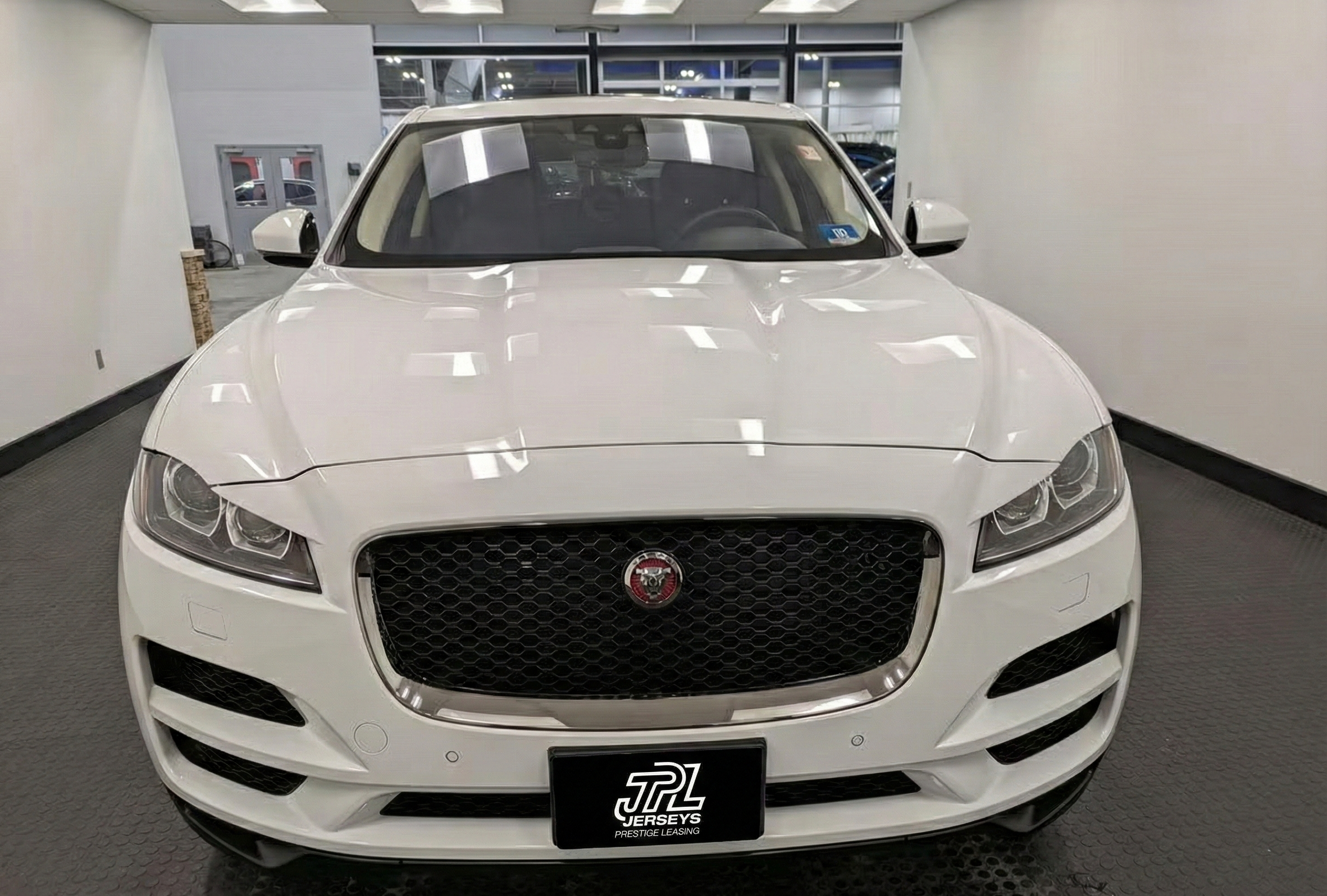 2020 Jaguar F-PACE 25t Premium