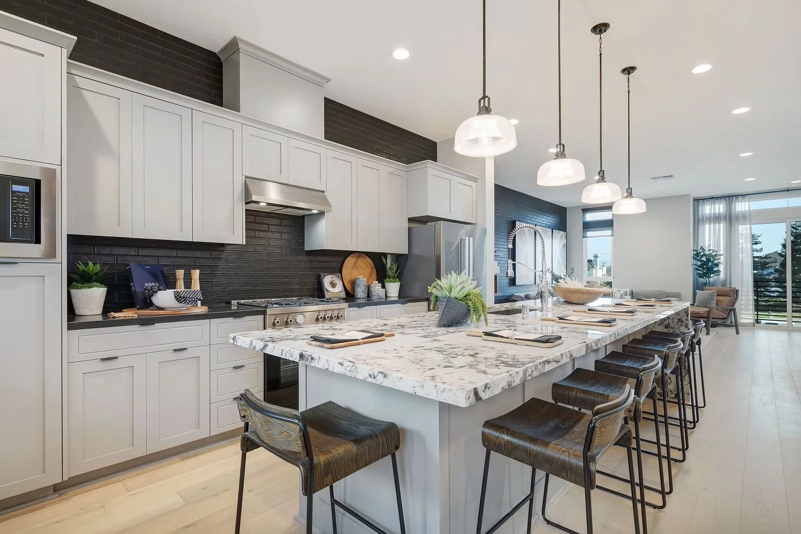 SKYLINE INTERIOR.jpeg