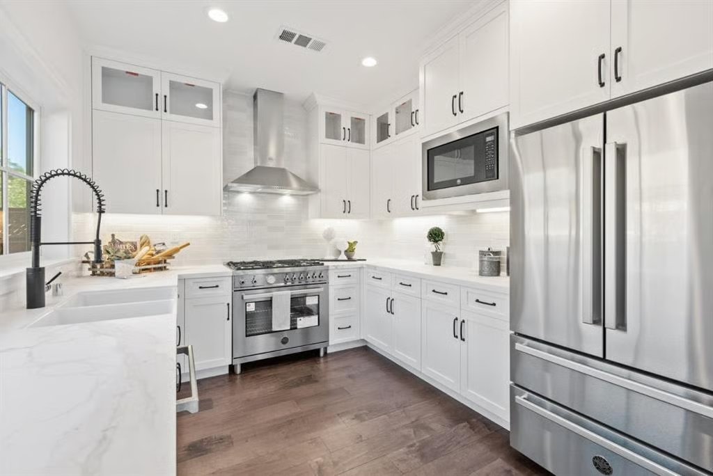 505 E MCKINLEY AVE KITCHEN.jpeg