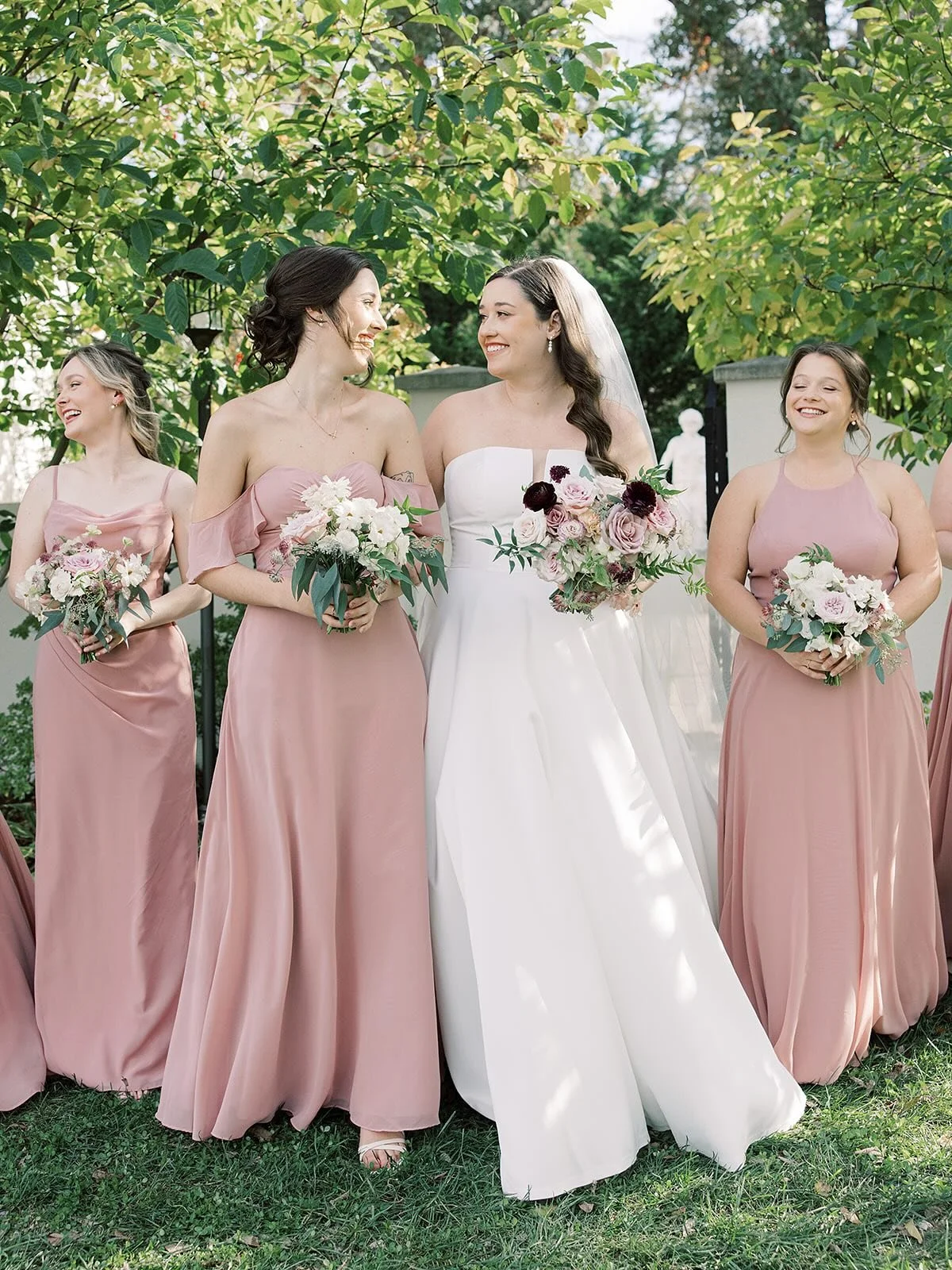 A sunny fall day for K and H&rsquo;s wedding in soft tones of dusty pinks + creams + burgundy 🤍

Photography: @cassie.tobias with @lverphoto
Wedding Planner: @kbellaevents
Rentals &amp; Decor: @blissfuldesignanddecor
Entertainment: @dangoldmanevents