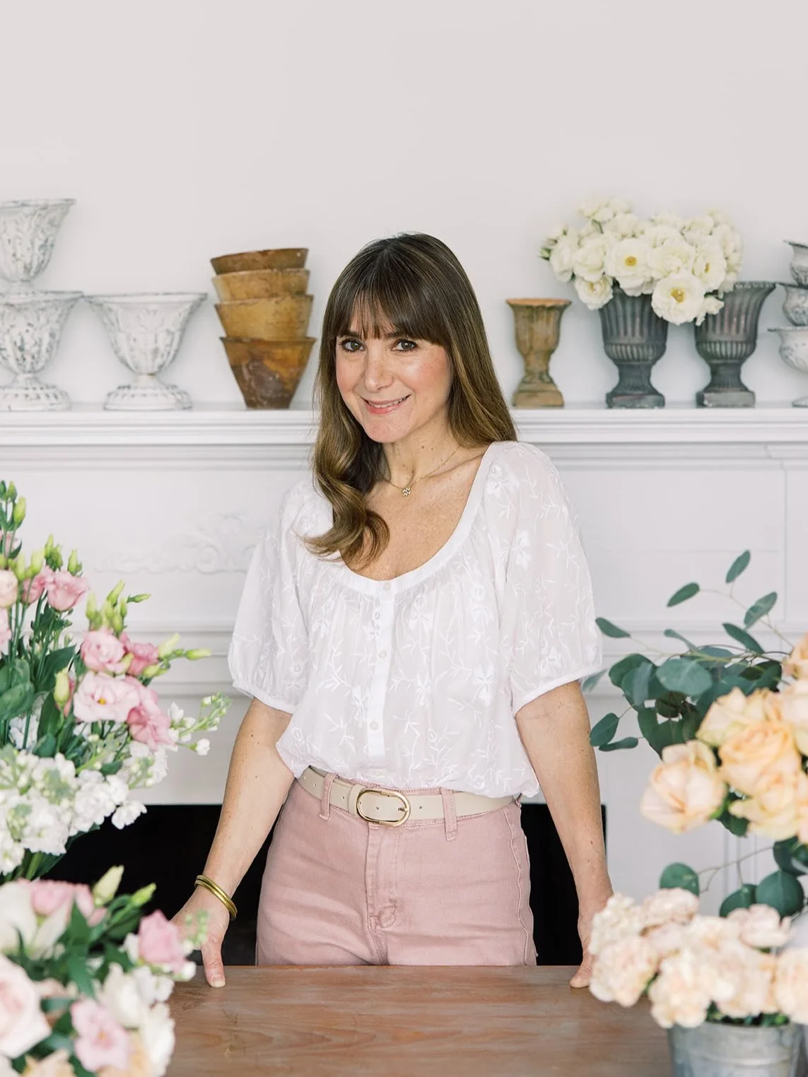 Hi everyone ! A little end of year hello before we step into 2026 🤍

I&rsquo;m Celia, the owner and designer of House of Jeanne Flowers, a floral design studio specializing in high end weddings and events. 

2025 has been fun and unexpected in many 