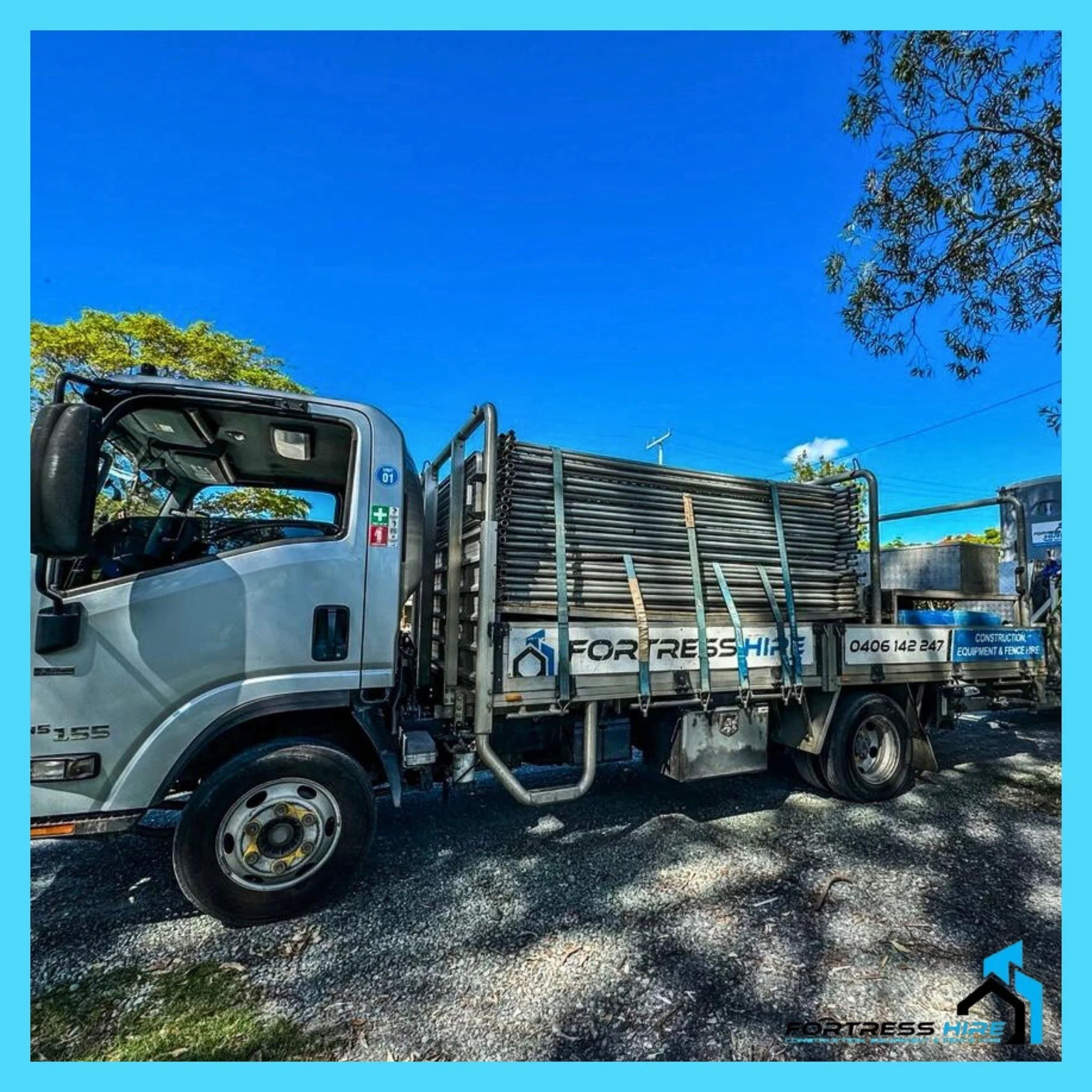 Your site’s success starts with dependable equipment hire! 💪🚚