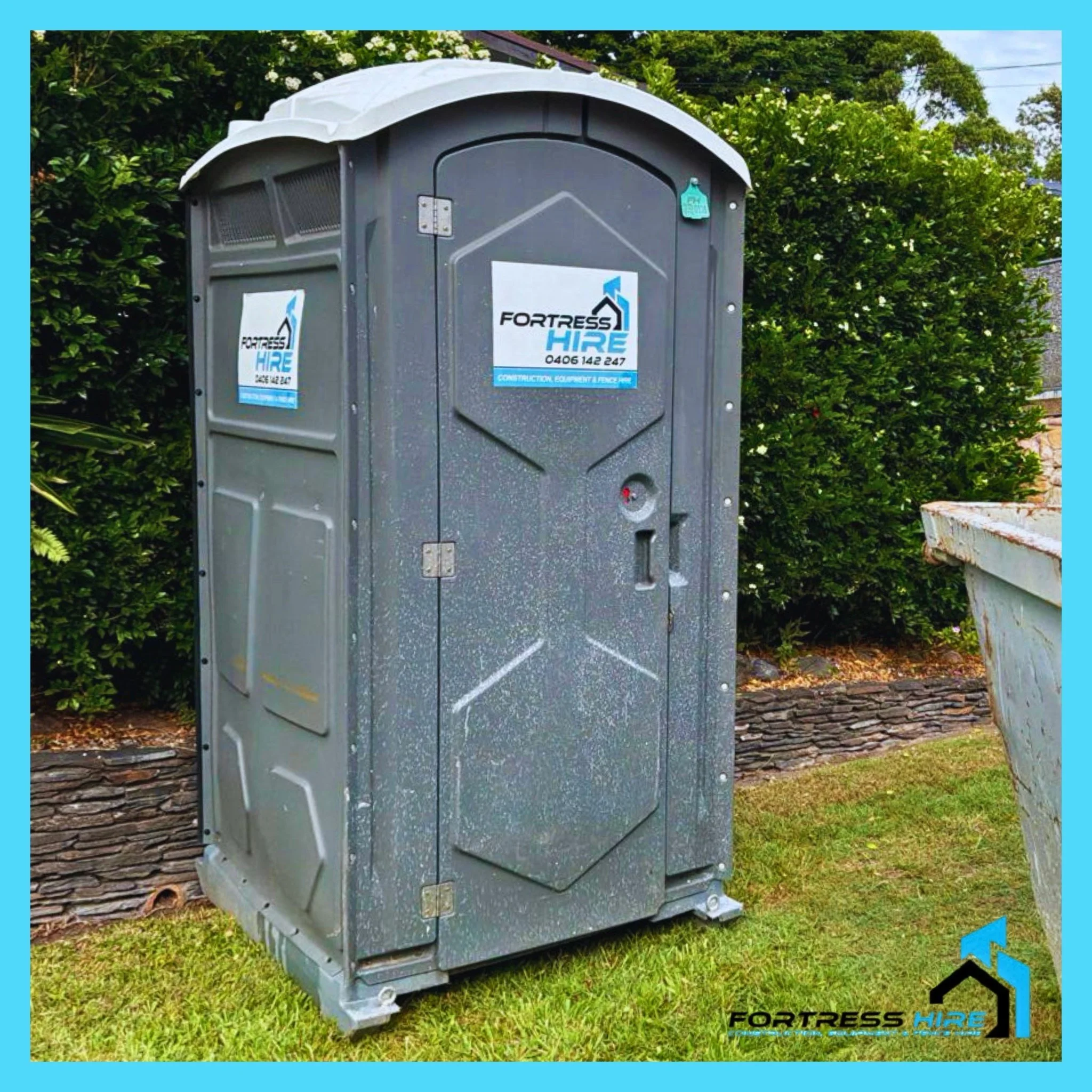 Your go-to porta loo for any site or event. 🚻