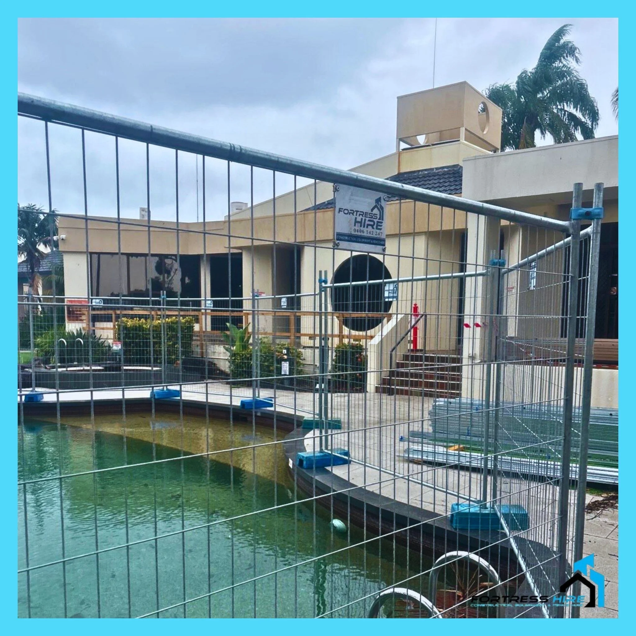 Safety always comes first on site. 🚧

This temporary pool fencing installation keeps the area secure and compliant while renovation work is underway. 

Strong, reliable, and installed with care.

#fortresshire #temporarypoolfencehire