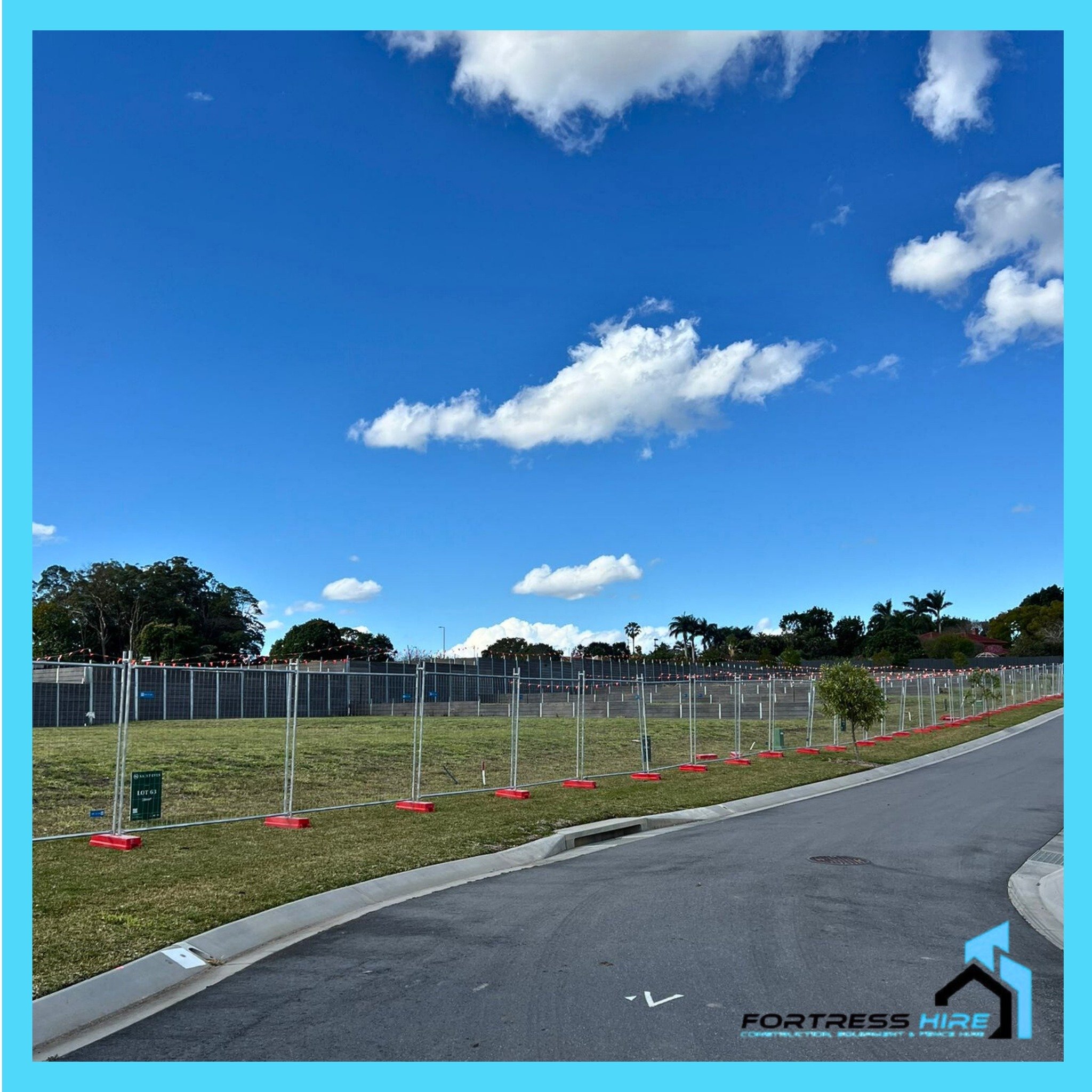Clear skies, secure sites 🚧☁️

Keeping your project protected from the ground up.

#fortresshire #temporaryfencehire #temporaryfence