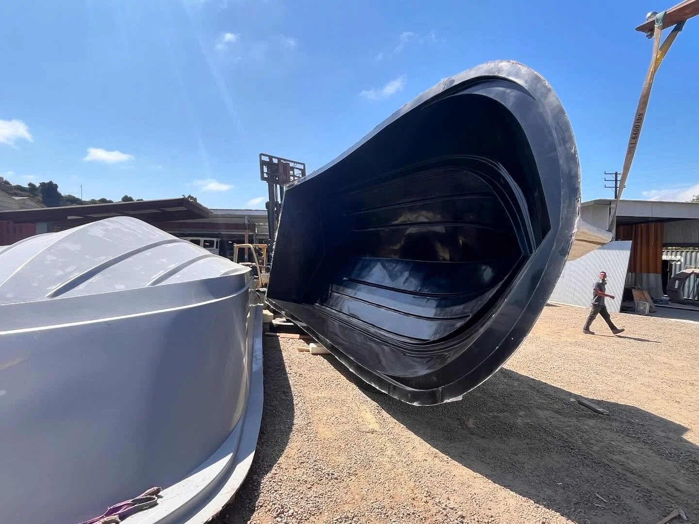 33&rsquo; mold is finished and ready for some wax!