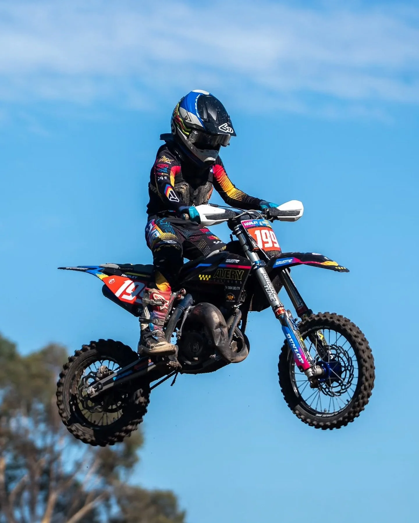 @harleydunlopracing Smashing it with his new graphics kit &ndash; Fully customised to match his gear!

info@thecollectivefamily.com.au
www.thecollectivefamily.com.au