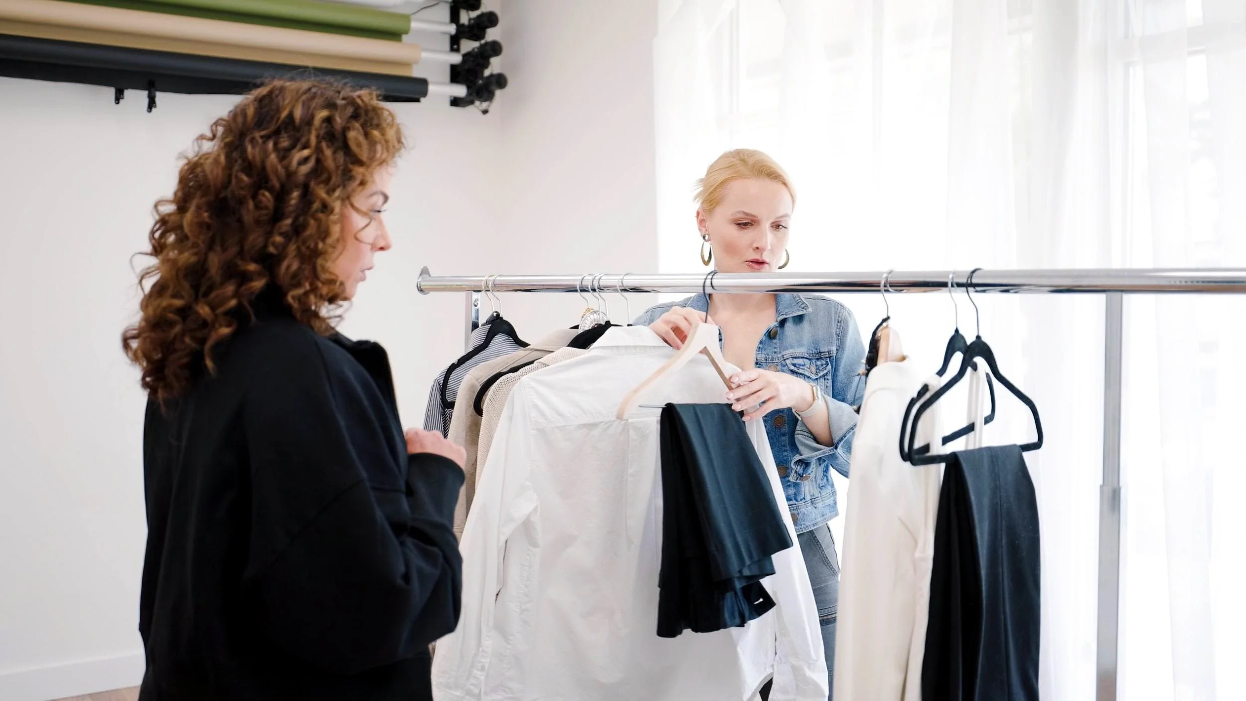 Wardrobe and outfit planning with miranda kelton photography