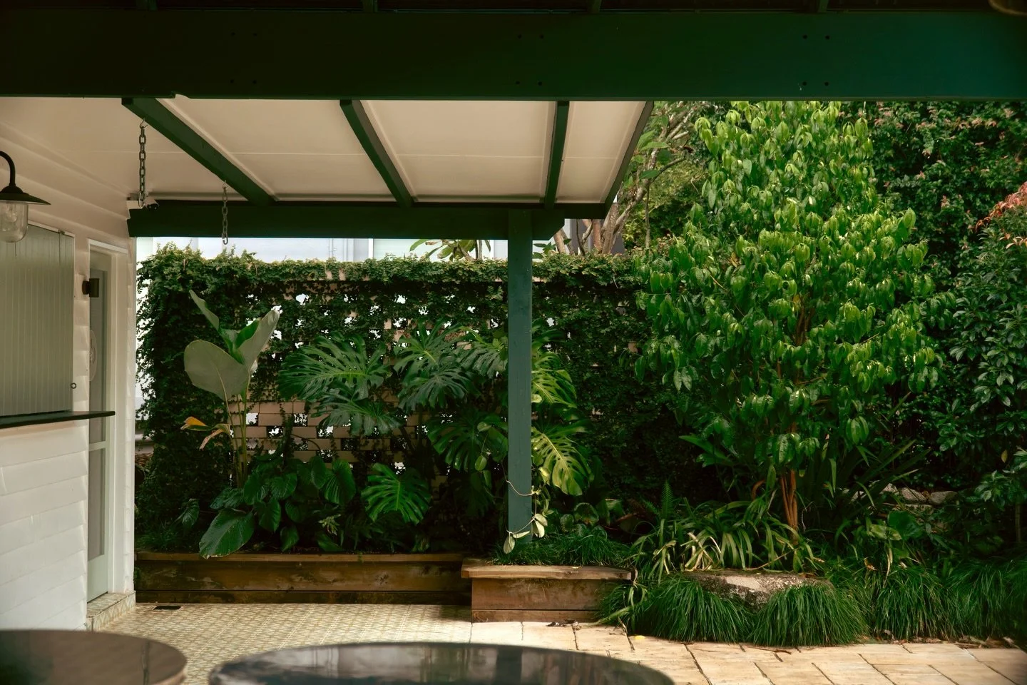 Indoor warmth feels different. So does a love like this.

Photo dump from our latest shoot for Adrik and Paige&rsquo;s wedding 💍🥂

Venue: @jardinau 

Need professional content? DM us!

#CinematicPhotography #BehindTheLens #ContentAgency #VisualStor