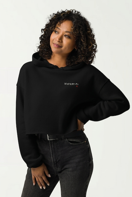 Nefertiti crop top black model.png