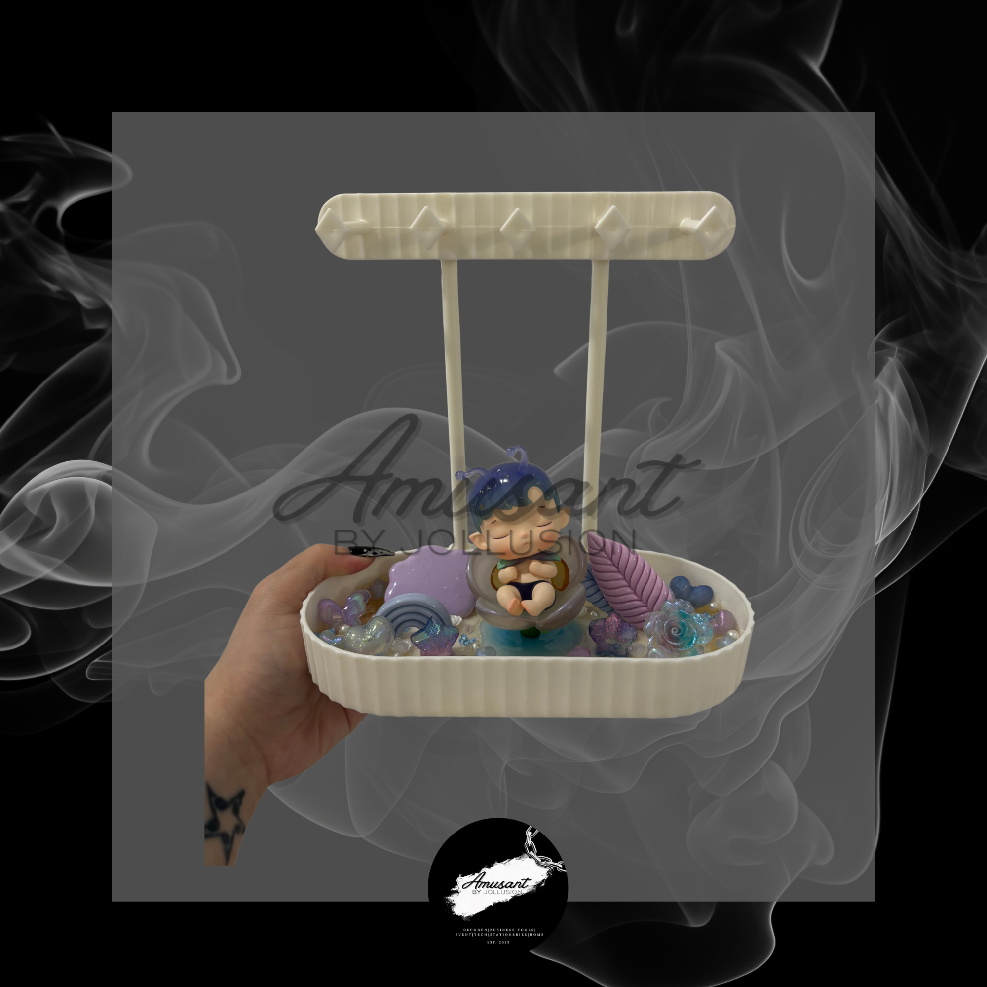 Jewellery stand (3).png