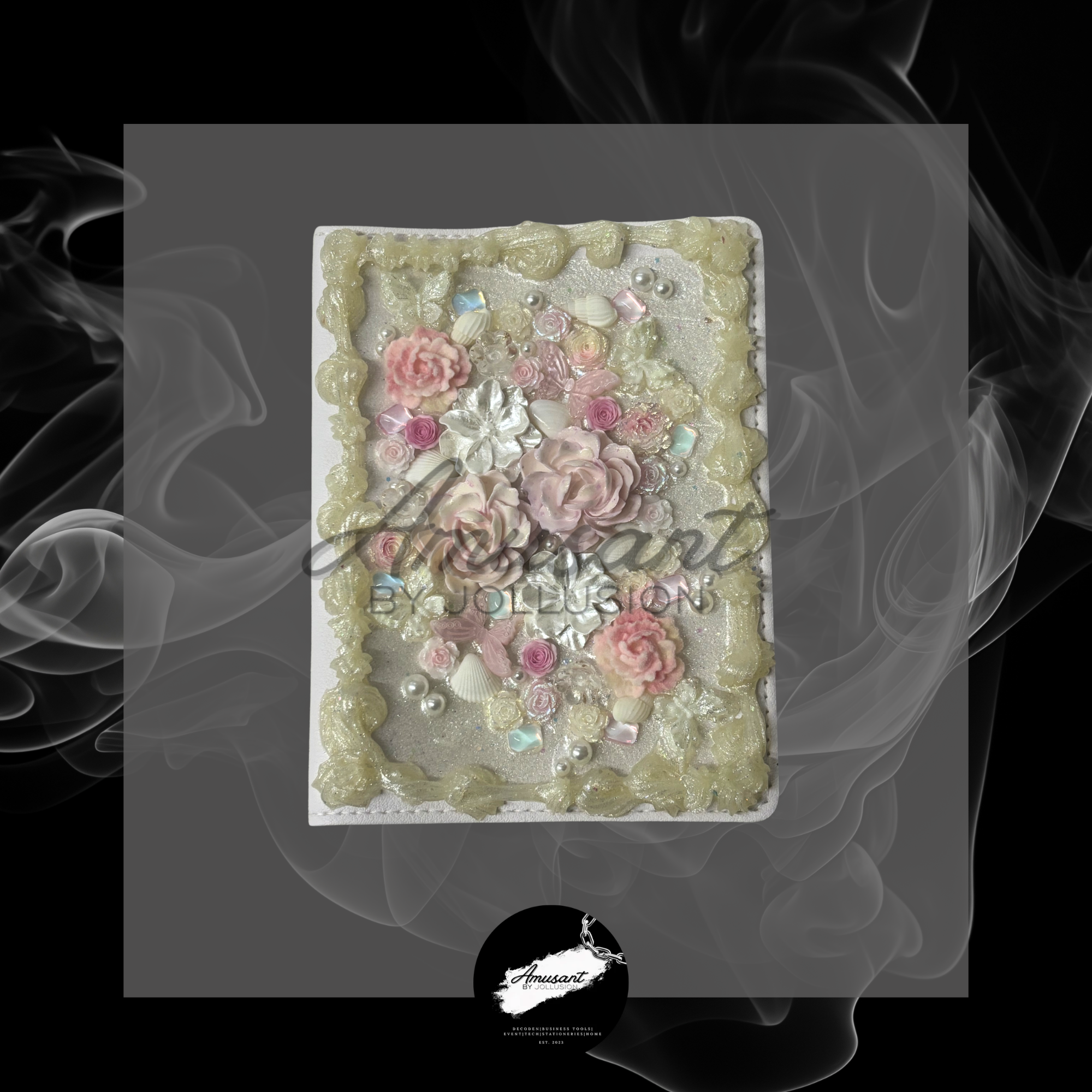 Bracelet holder (1).png