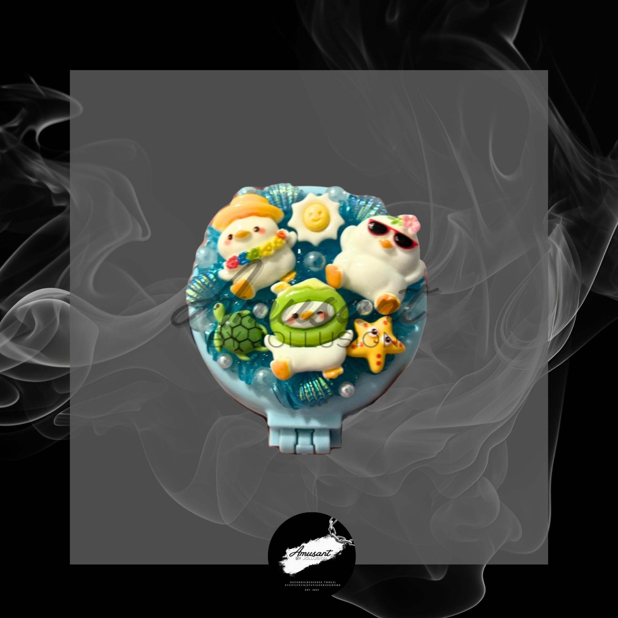 Foldable comb with mirror.png