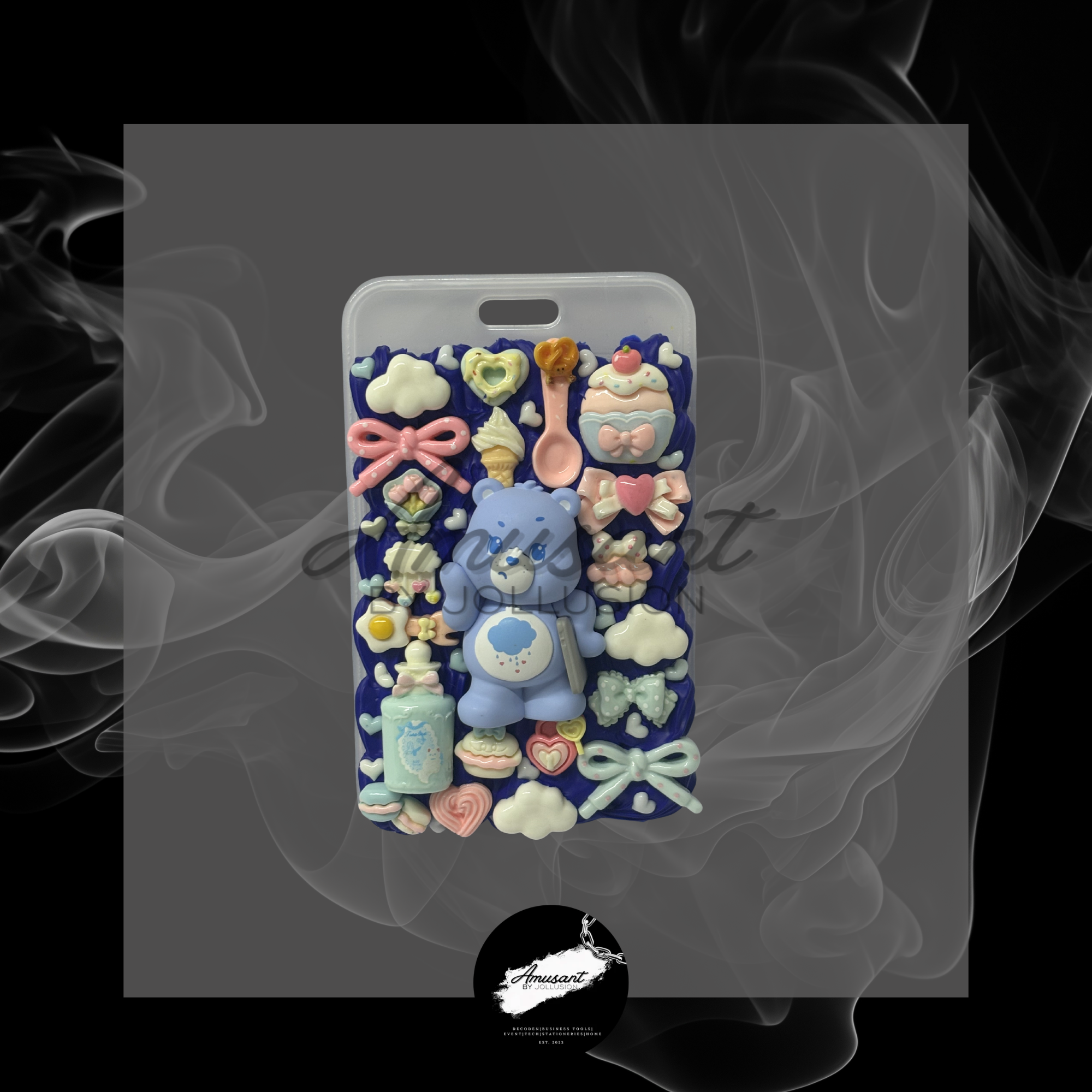 Plastic cardholder.png