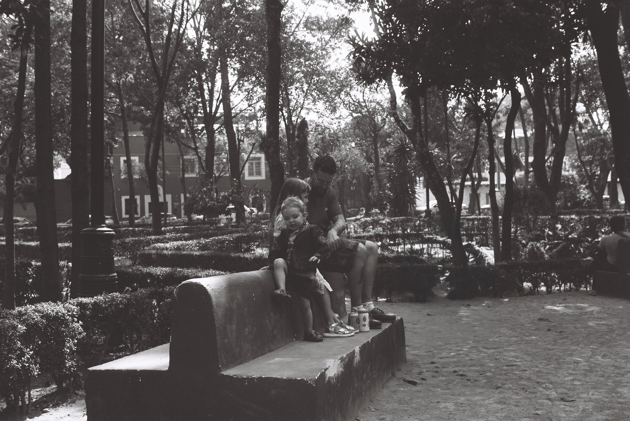 R1-02765-0021.jpg
