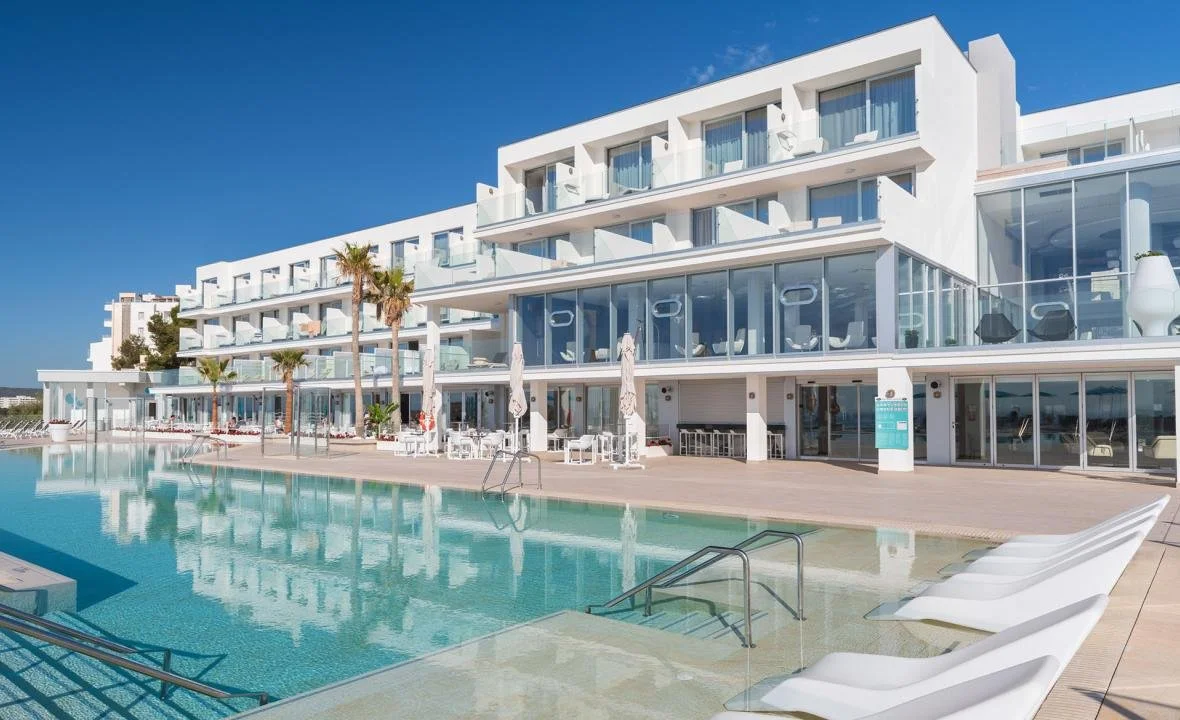 Sphinx Travel Elba Sunset Mallorca1.jpeg