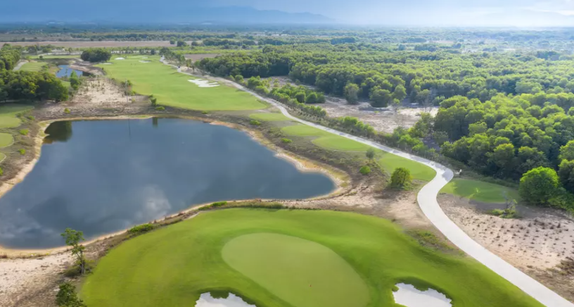 Sphinx Travel Vinpearl Nam Hoi An Golf Club2.png