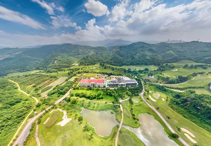 Sphinx Travel Phoenix Golf Course Luong Son.png
