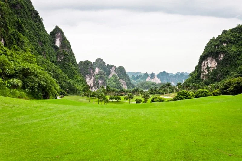 Sphinx Travel Phoenix Golf Course Luong Son3.jpg