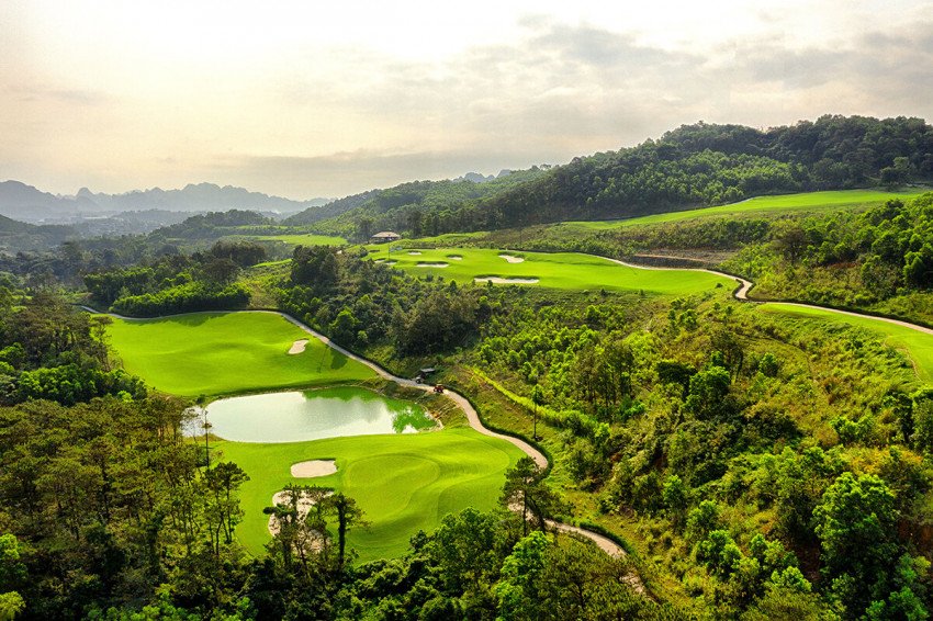 Sphinx Travel FLC Halong Bay Golf Club.jpg