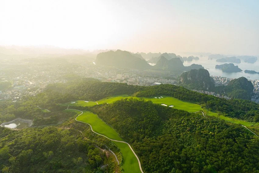 Sphinx Travel FLC Halong Bay Golf Club2.jpg