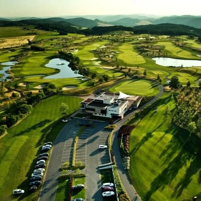 Albatross Golf Resort