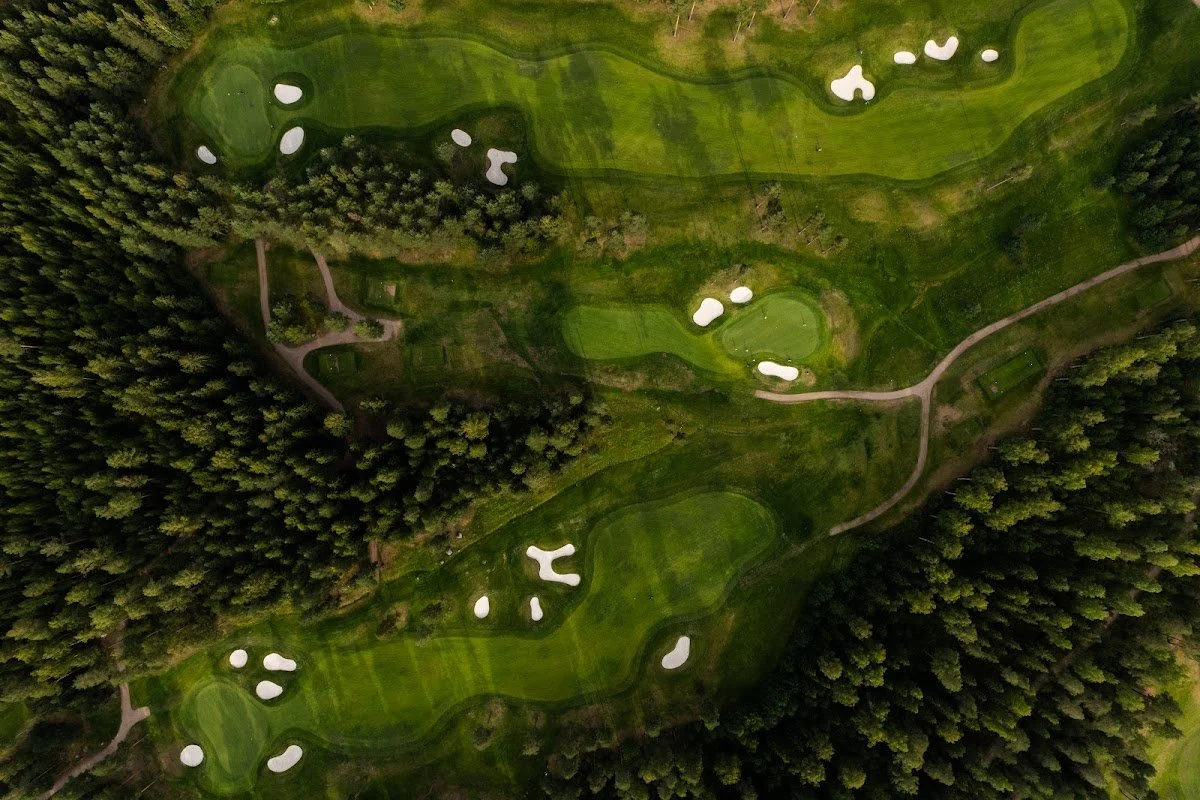 Sphinx Travel Linna Golf2.jpg