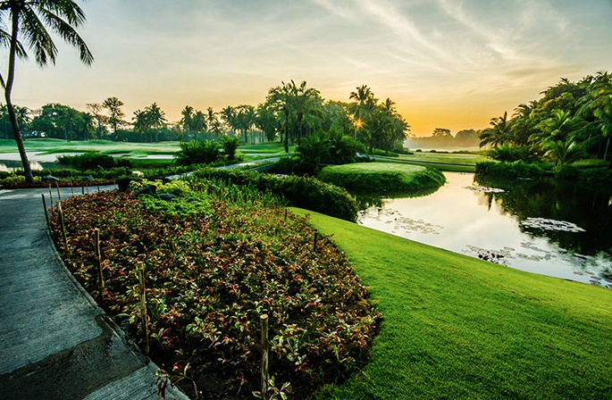 Sphinx Travel Manila Southwoods Golf & Country Club.png