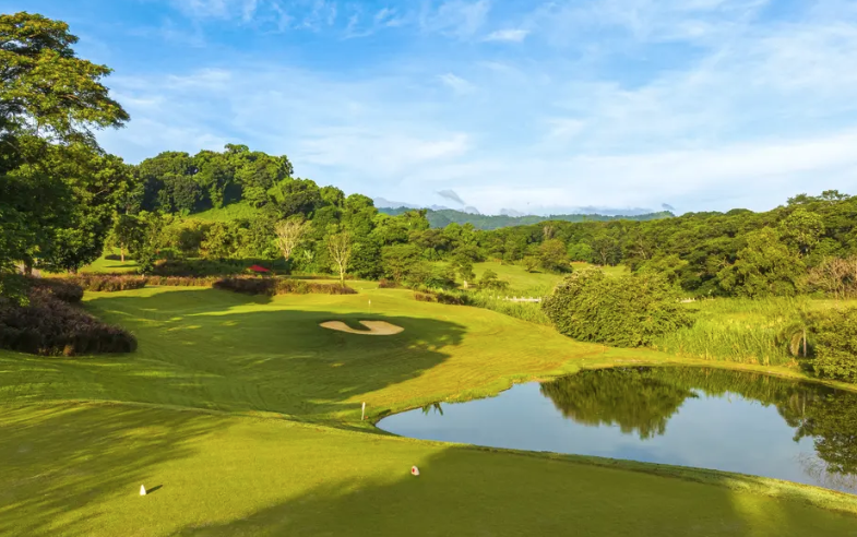 Sphinx Travel Mimosa Plus Golf Course3.png