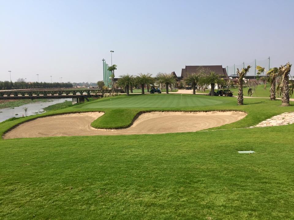Lakeview Vientiane Golf Club.jpg