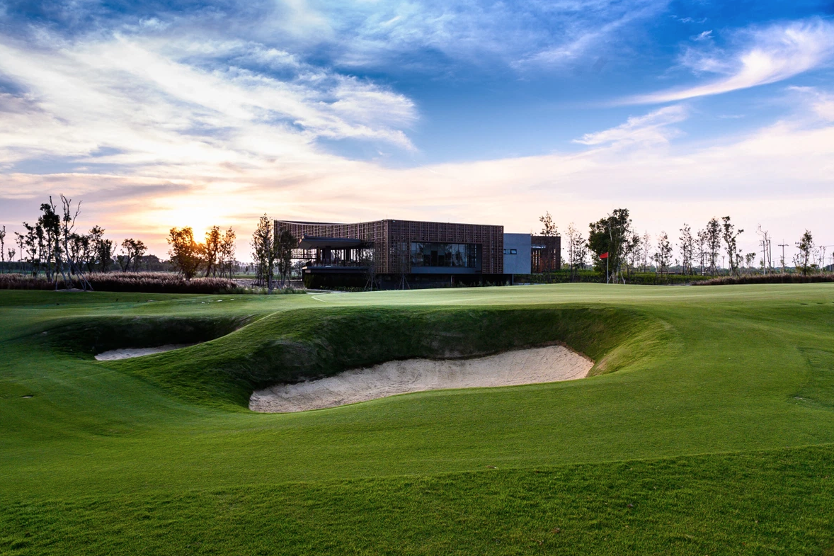 Siam Country Club Bangkok3.png
