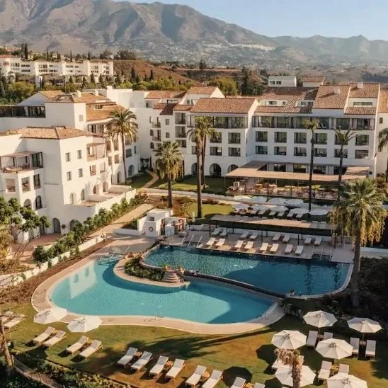 La Zambra Resort