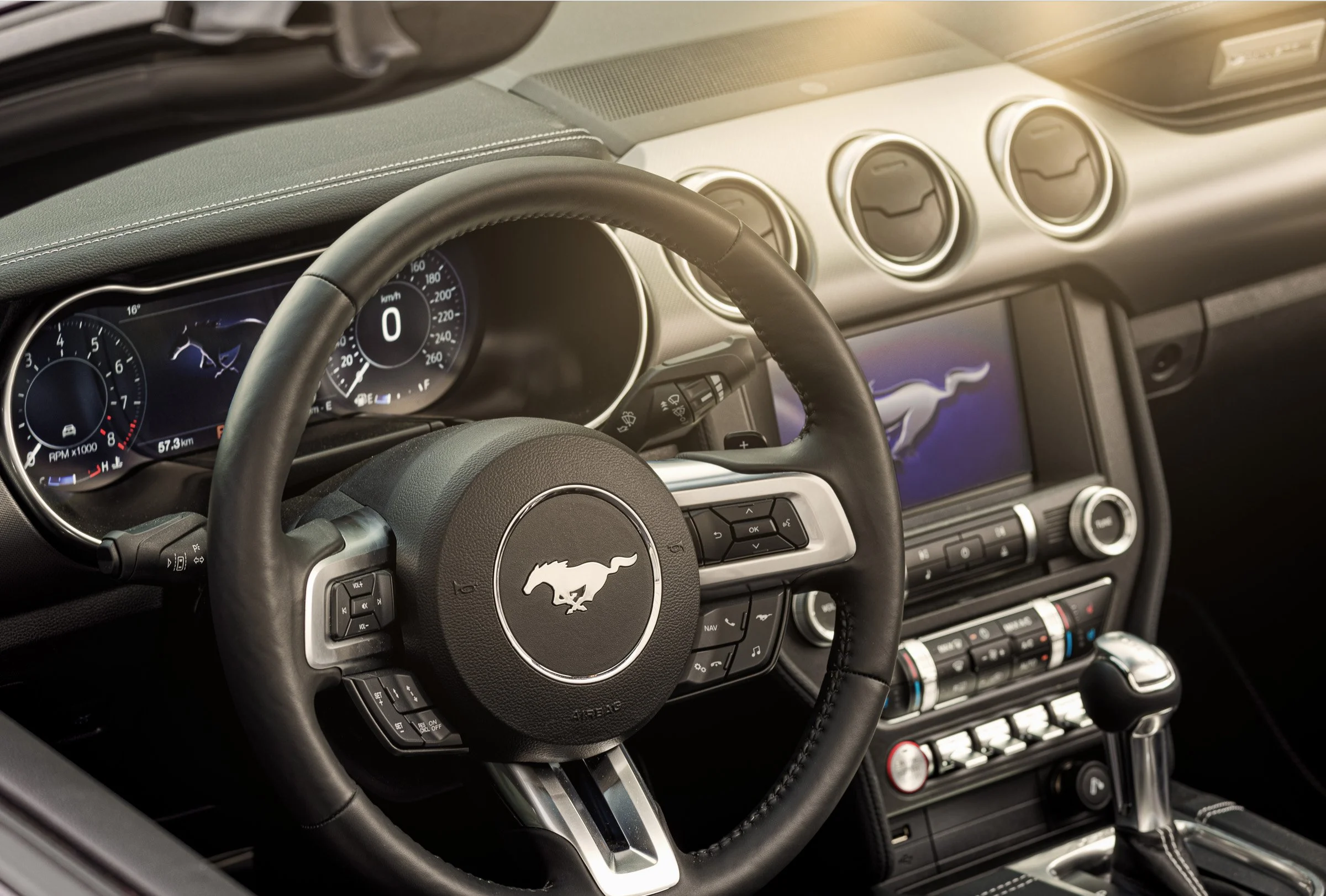 2020-06-15 Ford Mustang GT (Blau Büttikofer Automobile)--6.jpg