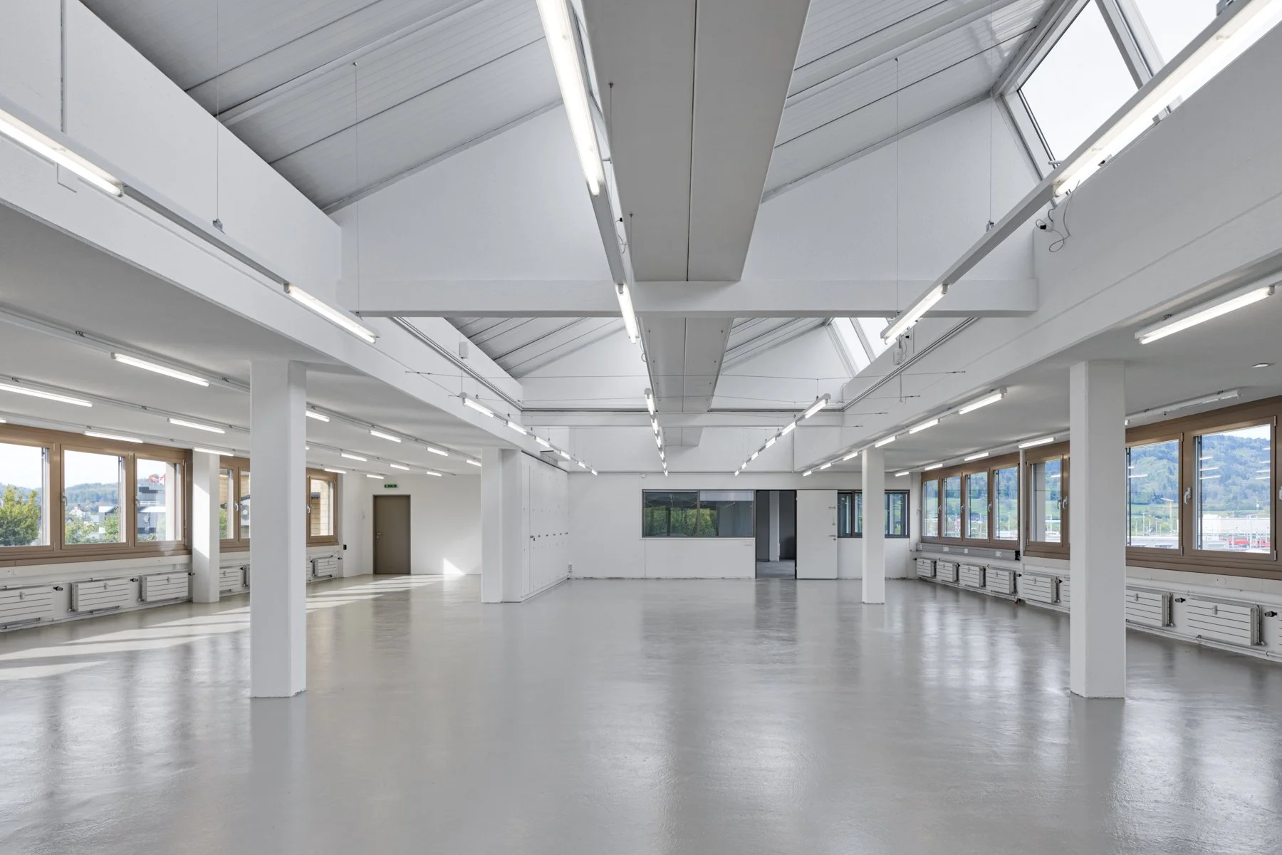 21-125 - Bruppacher Verwaltungs AG - Gewerbe Heimstrasse 46 Dietikon-3.jpg