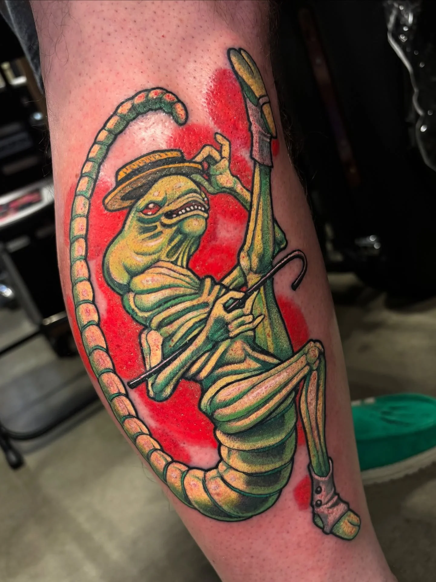 &lsquo;The Special&rsquo; from spaceballs!
Thank you Jesse for giving me such a fun piece 👽 💃🏻 
Done at @twincitiestattoofestival 
.
.
.
.
#spaceballs #tattoo #tattooartist #minneapolis #wisconsin #milwaukeetattoo #xenomorphtattoo #alientattoo #co