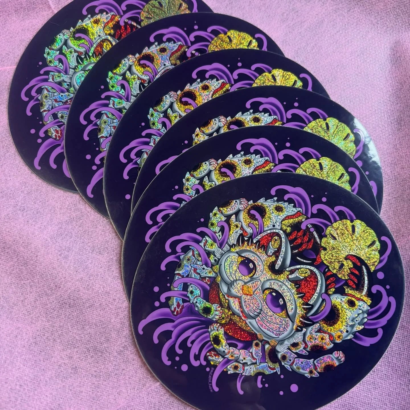 Crab cat stickers now available!
Now only $5 !🦀 🐱 
You can either pick them up @pinkwidowtattoo or
Dm me for shipping!
.
.
#sticker #crab #cat #tattoo #japanese