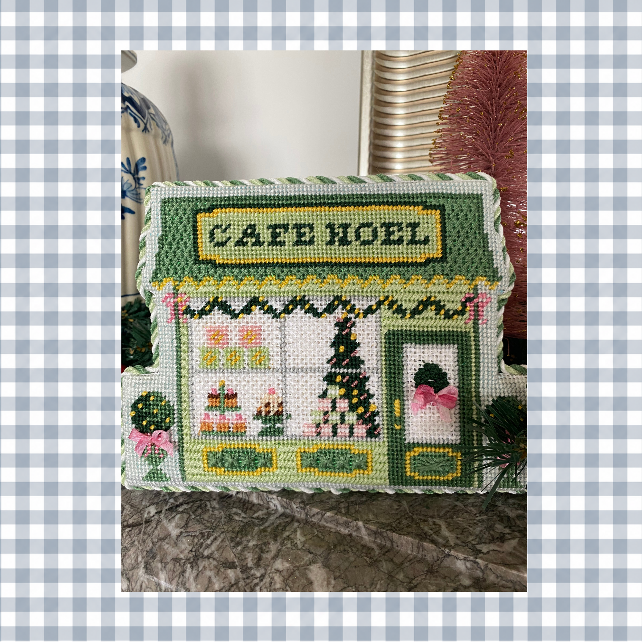 Cafe Noel_canvas_2.png