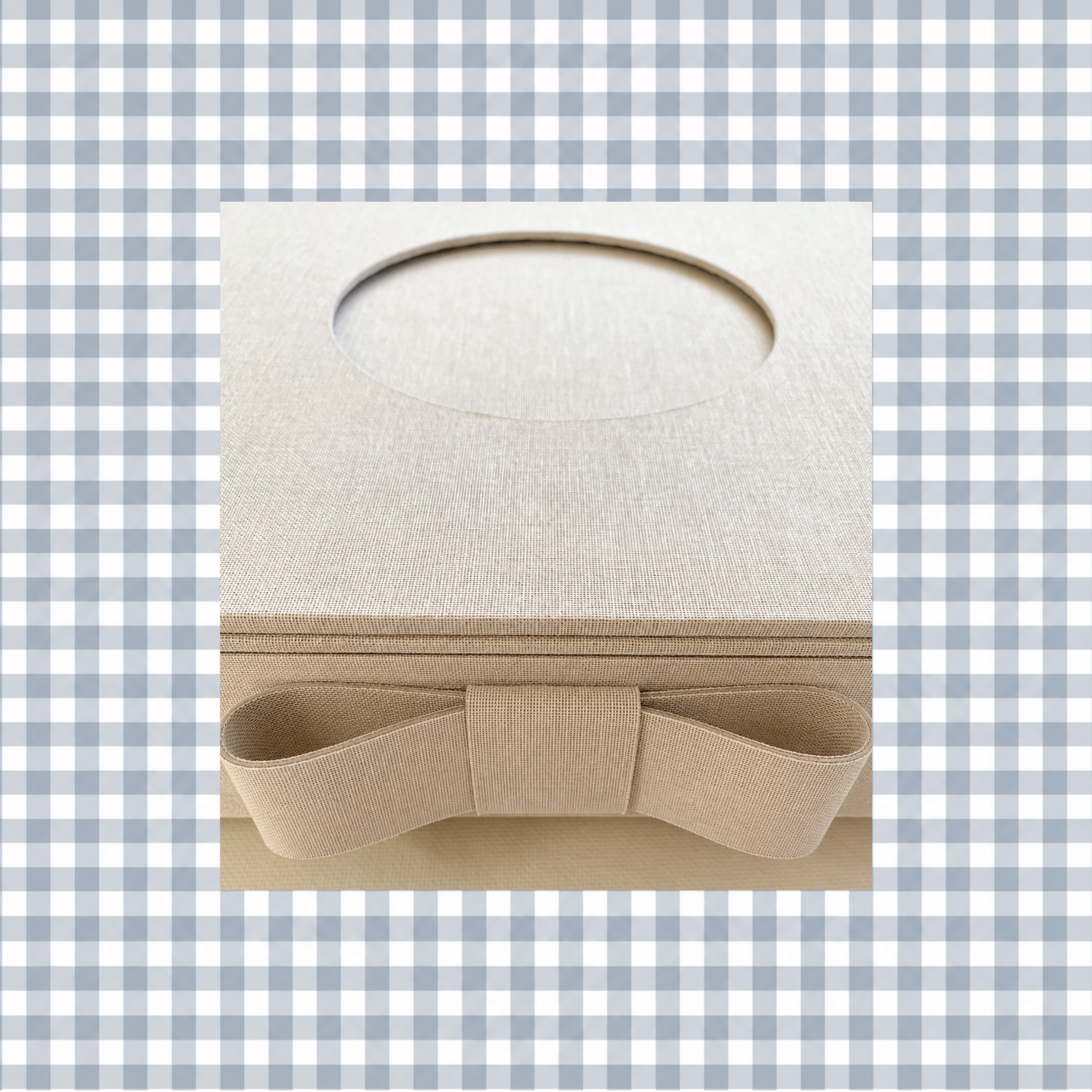 NDLPT Cartonnage Box with a 4x4 Round Canvas_3.png