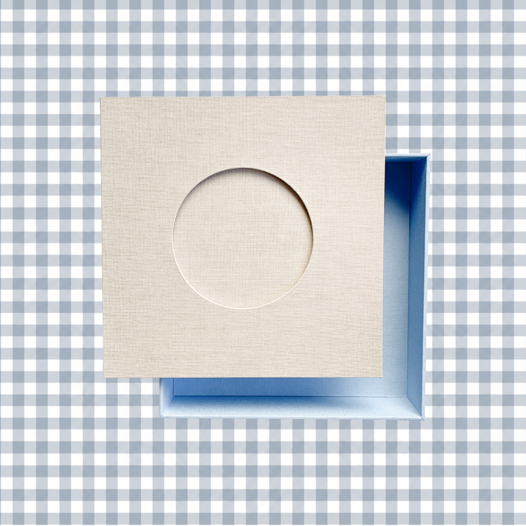 NDLPT Cartonnage Box with a 4x4 Round Canvas_2.png