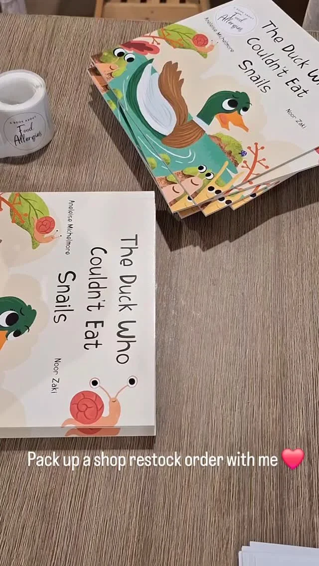 These babies are heading to restock @littleposiecollective in Gawler and will be featuring at the pop-up in Churchill Shopping Centre next month!! How exciting 🛍
#smallbusiness #collective #community #author #theduckwhocouldnteatsnails #selfpublish