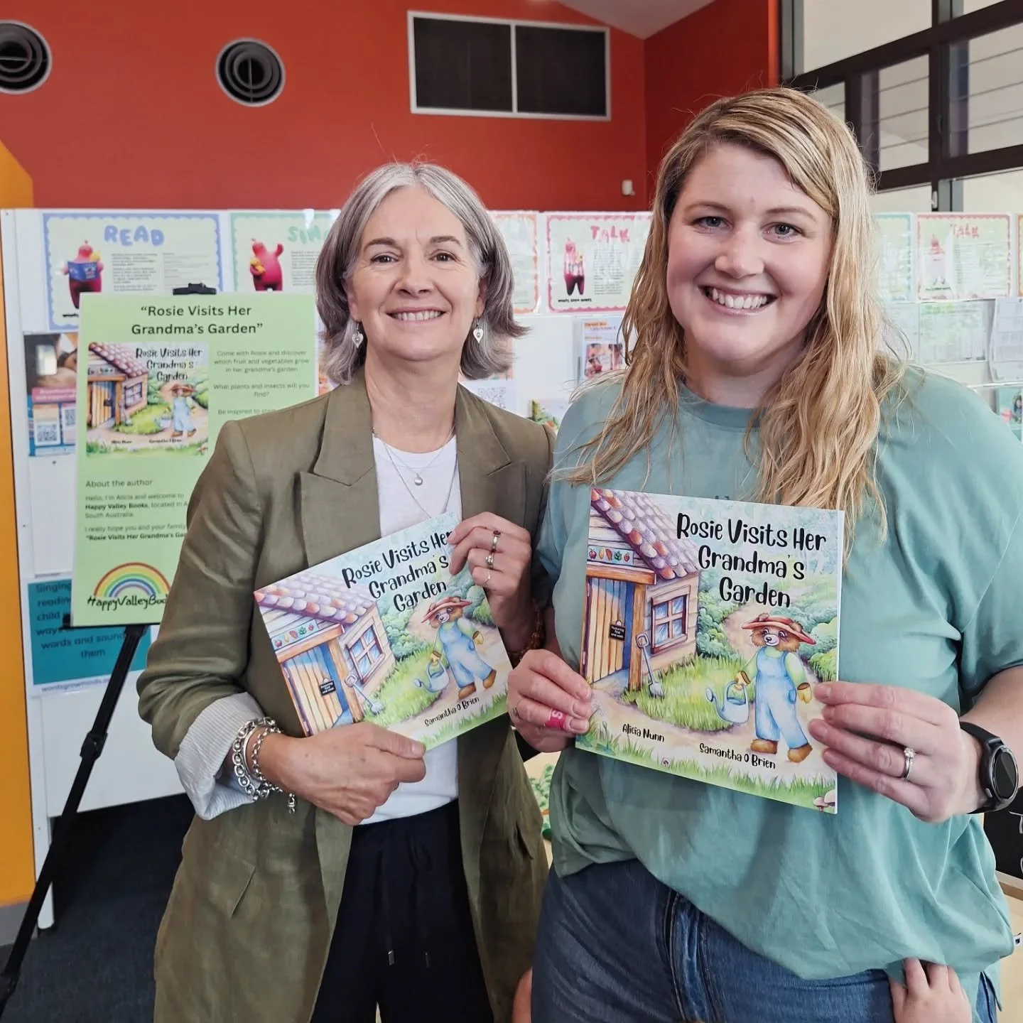 Yesterday I attended the book launch of "Rosie Visits Her Grandma's Garden", written by Alicia Nunn @happyvalleybooks and illustrated by Samantha O'Brien @artfulheart.so 🌸

This story is such a gorgeous exploration of a thriving garden, wh